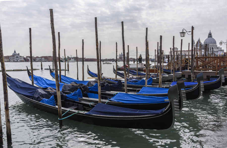 Italia - Venecia 329 - Riva degli Schiavoni.jpg